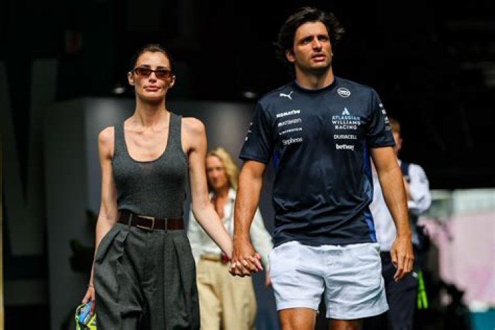 Carlos Sainz Girlfriend | Ultimate Guide And Unseen Details