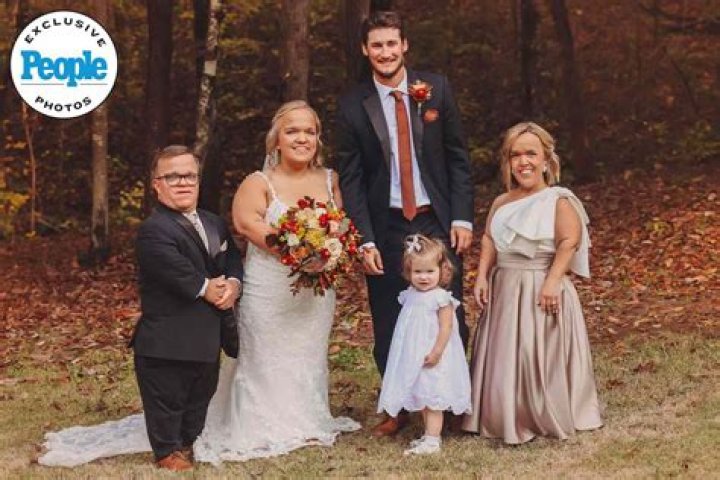 Discover The Extraordinary Story Of Liz Johnston's Child Living With Dwarfism