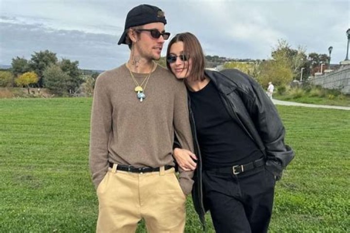 Hailey Bieber's Father: Exploring His Youthful Appearance
