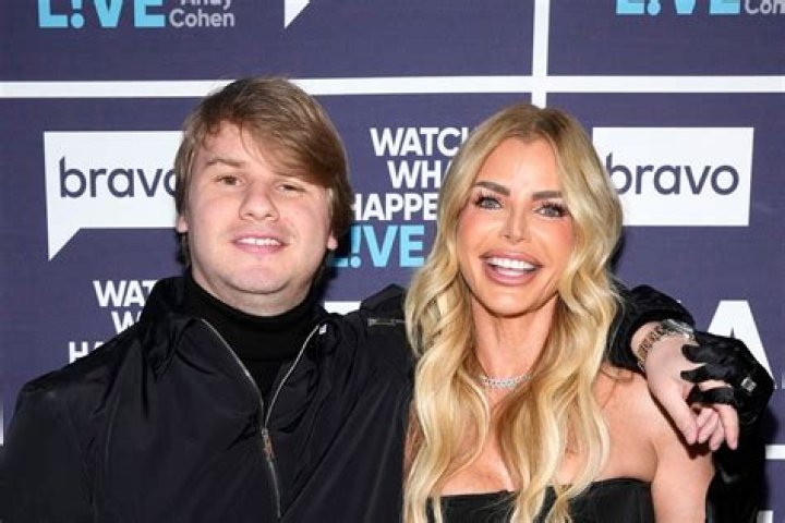Kris Jenner's Boyfriend: Unraveling The Mystery