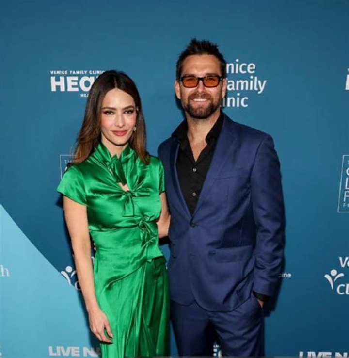 Unveiling Anthony Starr's Partner: Love Behind The Star