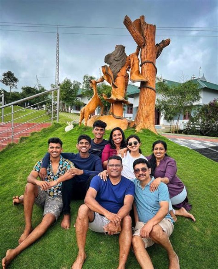 Unveiling The Family Roots: Mamitha Baiju's Parents