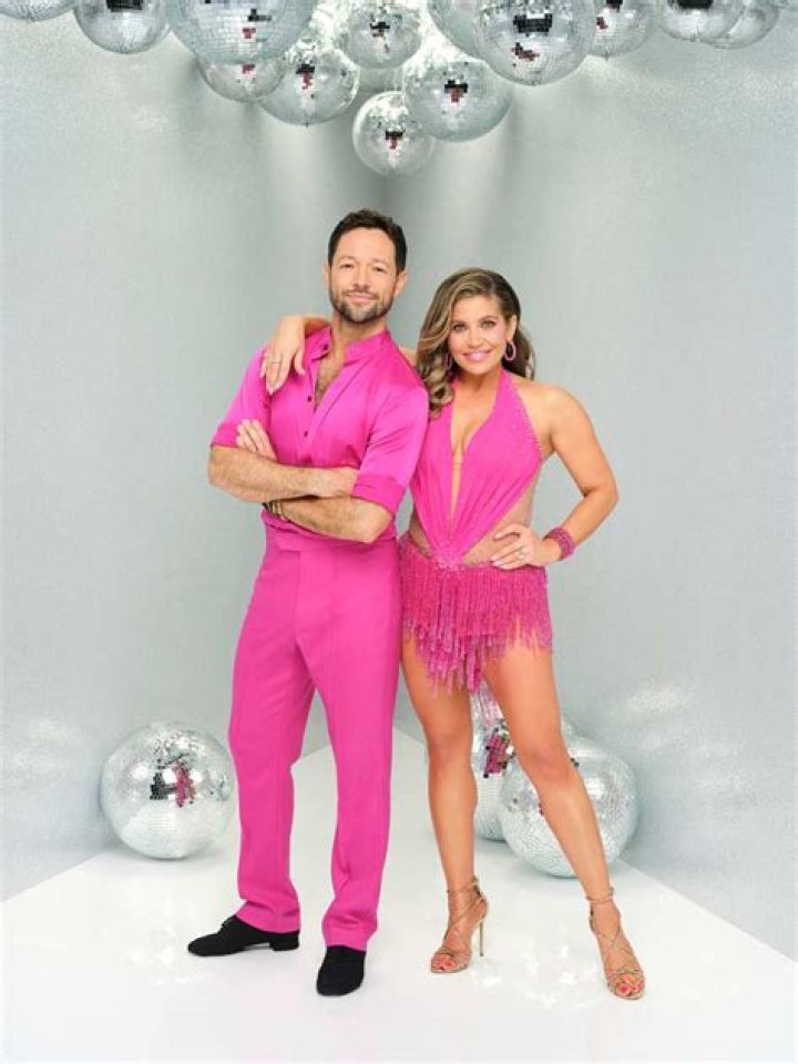 Who Is Danielle Fishel Hitched To?